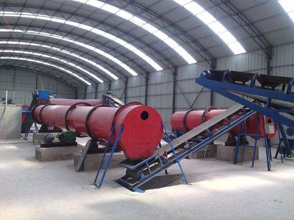 養(yǎng)殖場(chǎng)怎么利用糞便以及秸稈堆制有機(jī)肥？